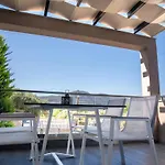 Bella Vista Luxury 아파트 *